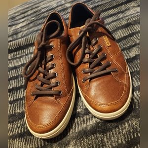 Mens ECCO brown leather casual comfort sneaker lace up -Size 8/42.